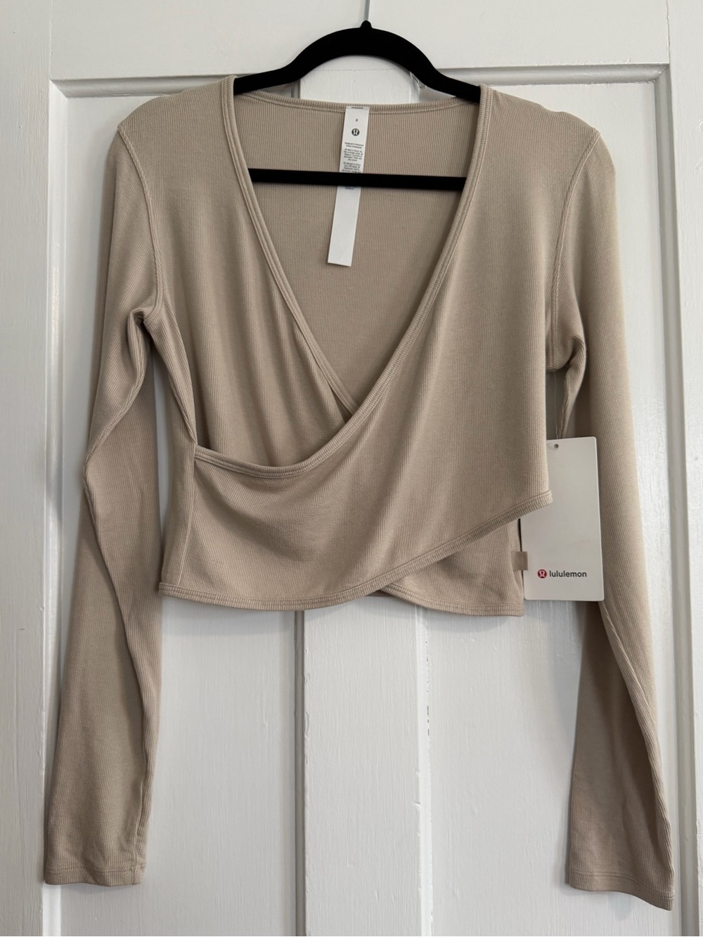 Lululemon Wrap Front Ribbed Long-Sleeve Wrap Size 8 - Picture 3 of 12